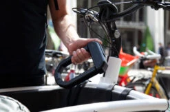 Hiplok D1000 Anti Angle-Grinder Bike D Lock - Sold Secure Diamond 11 Hiplok D1000 Anti Angle-Grinder Bike D Lock - Sold Secure Diamond -Outlet MotoGear Pro Store D1000 CARGO HAND scaled 81683.1707479147